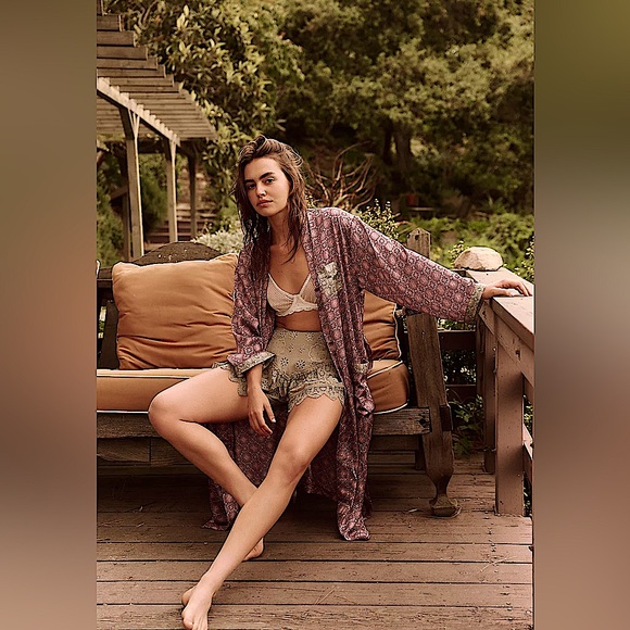 Free People Oasis House Robe NWT - Picture 8 of 14